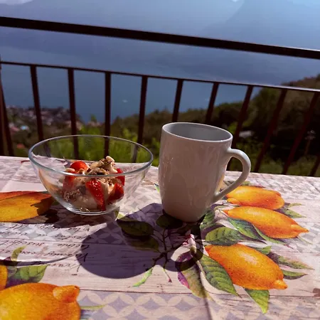 Garda View Apartamento *